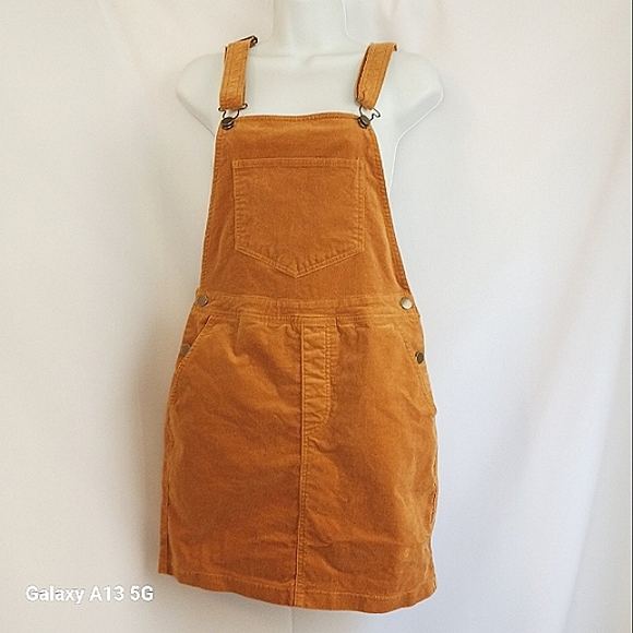 Forever 21 Dresses & Skirts - Forever 21 Women's Mustard Yellow Corduroy Overall Dress Sz M